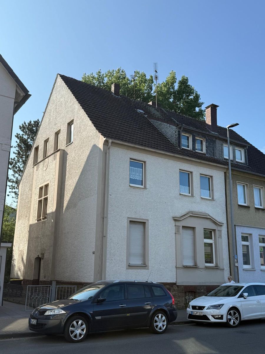 Mehrfamilienhaus in Schwerte während der Sanierung